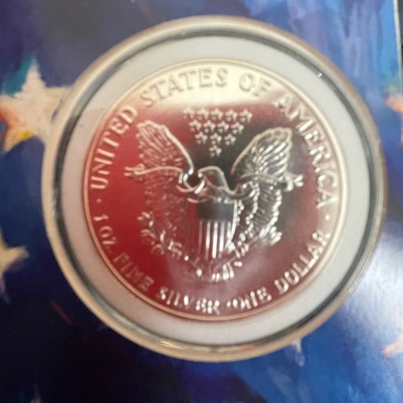 1992 Silver Dollar - Picture 4 of 5